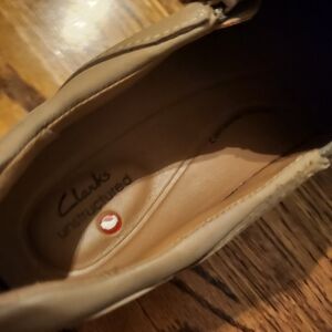 Clarks Unstructured Tan Shoes